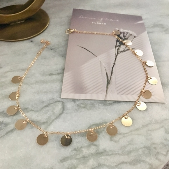 Coin Disk Tassel Droplets Gold Choker Necklace - Picture 4 of 6